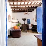 Little Vine Hotel