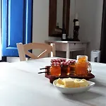 Hotel Little Vine