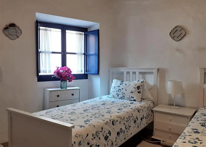 Hotel Little Vine Sant Pere De Ribes