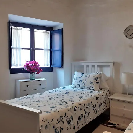 Bed and breakfast Little Vine Sant Pere De Ribes
