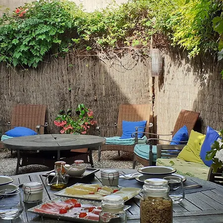 Little Vine Bed and breakfast Sant Pere De Ribes