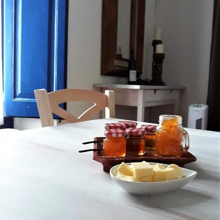 Bed and breakfast Little Vine